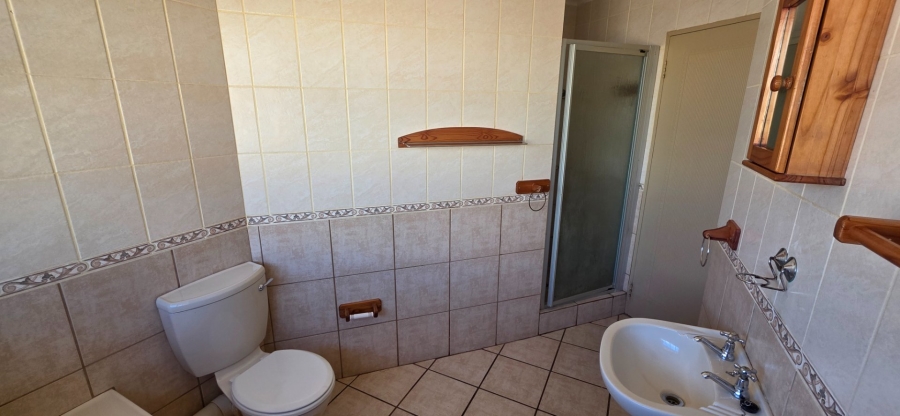 2 Bedroom Property for Sale in Heuwelsig Free State